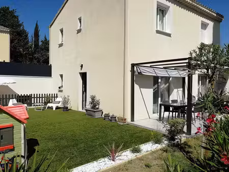 villa t5 avec jardin et garage