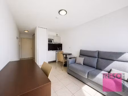 studio meuble