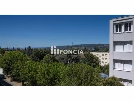 valence – chemin de lautagne t4 traversant 69 m² – 3 chambres – dpe c – résidence rénovée 