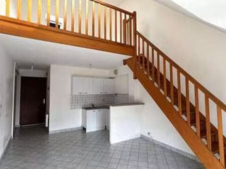 location appartement 2 pièces à quimper (29000) : à louer 2 pièces / 37m² quimper