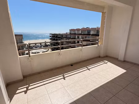 appartement 2 pièces vue mer, avec terrasse et cave