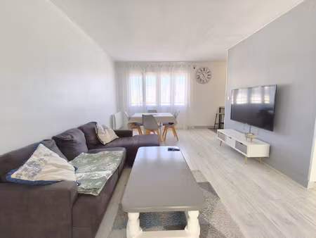 appartement t3 refait a neuf entierement meuble