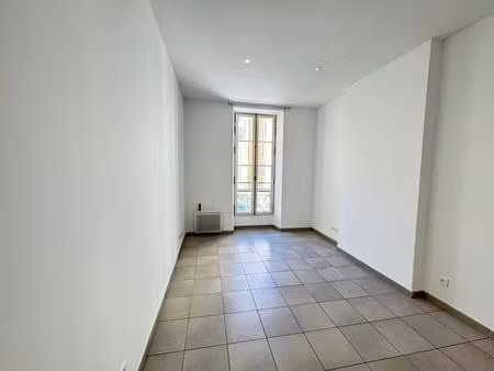 studio renove cote joliette - vide