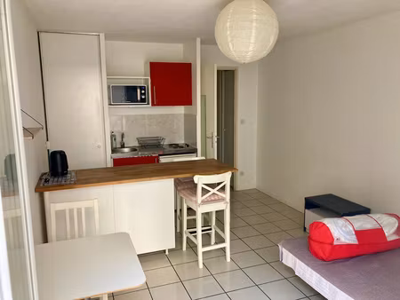 studio meublé 21 m2 avec parking souterain secteur universit