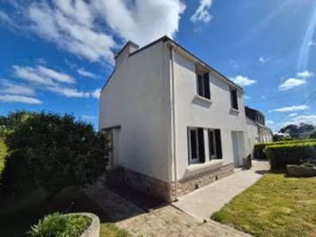 vente maison à landivisiau (29400) : à vendre / 84m² landivisiau