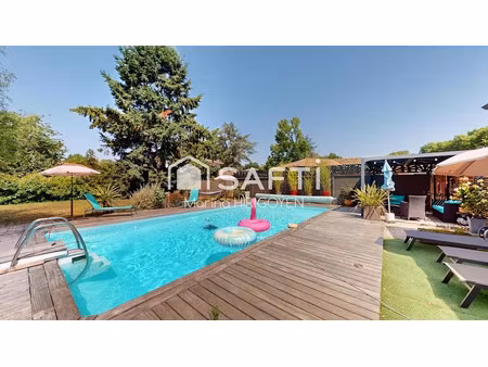 vente villa 8 pièces 217 m² à léognan (33850), 735 000 €