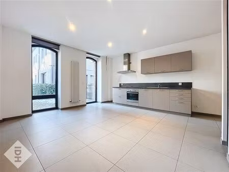 appartement à louer avec terrasse et 1 chambre , tournai (vbe44331)
