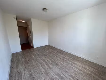 location appartement 1 pièce 20 m² à talence (33400), 421 €