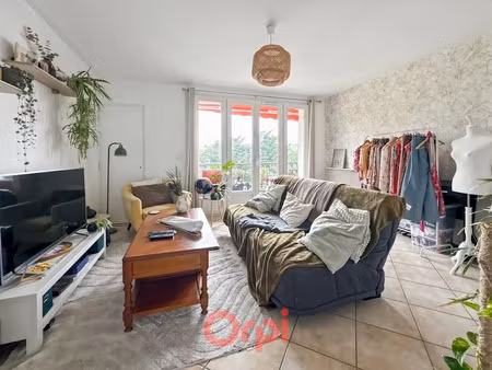 location appartement 2 pièces 60.59 m² à villeurbanne (69100), 880 €