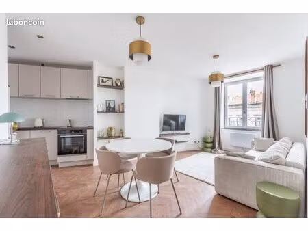 ? f2 rénové – le puy-en-velay-38m2