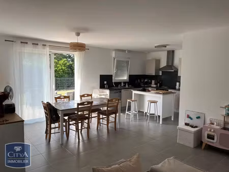maison à louer 3 pièces 86 m² - valognes (50) - 868€