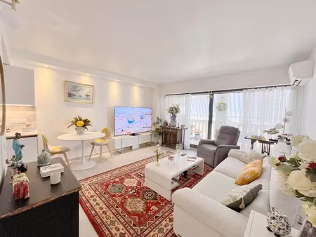 vente appartement 2 pièces 42.4 m² à cannes (06400), 296 800 €