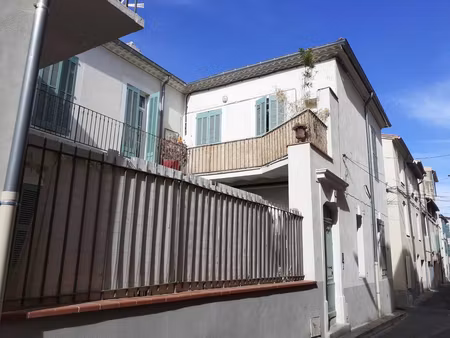 nimes rangueil - t2 43.30 m2 en rez-de-chaussee avec terrasse et cellier