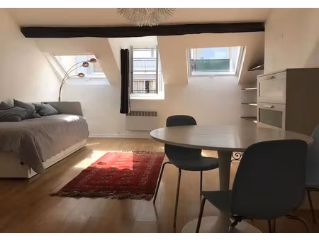 location meublée appartement 2 pièces 28 m² à paris 15ème (75015), 1 300 €