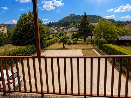 appartement t4 avec terrasse et cave