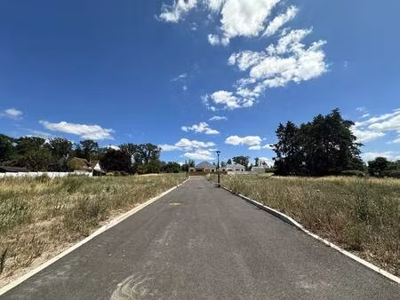 terrain constructible viabilisé à vendre