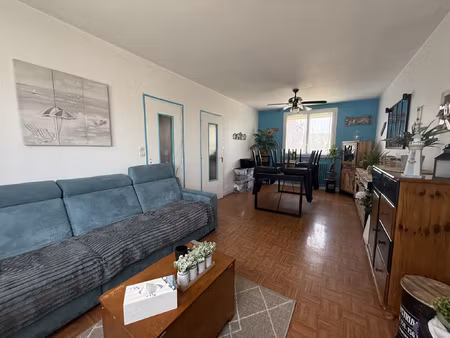 a louer - maison 3 chambres avec garage et jardin - secteur