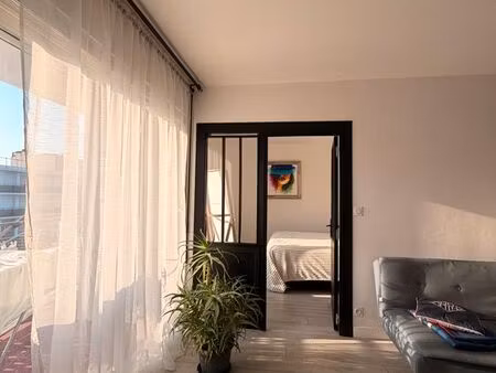 t3 de 79 m² – mérignac limite bordeaux caudéran – piscine, tennis, place de parking et cav