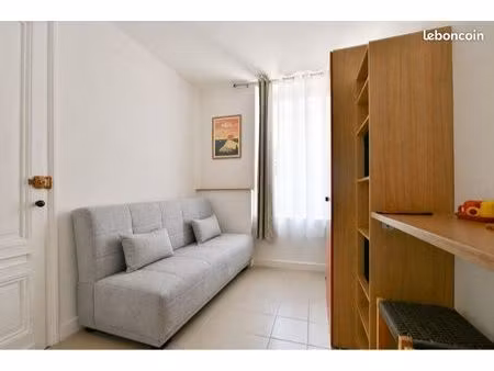 a louer studio rénové 12m2 569 cc étudiant(e)