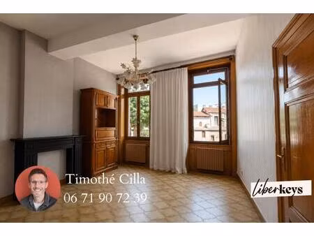 appartement 101m² | place saint pierre