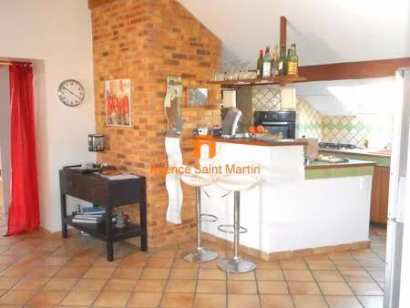 appartement plein de charme dans une petite copropriété, hors centre ville de montélimar