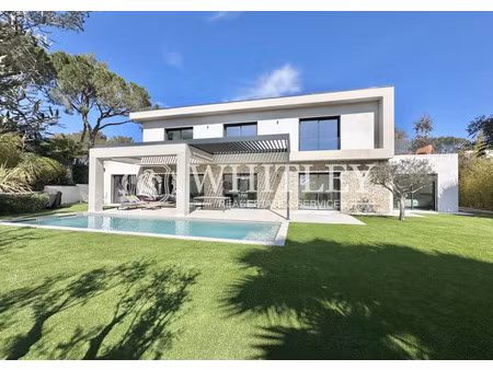 villa de luxe à vendre à fréjus