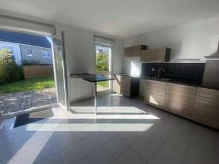 location maison à chateau-malo (35400) : à louer / 84m² chateau-malo