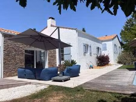 vente maison à brem-sur-mer (85470) : à vendre / 140m² brem-sur-mer