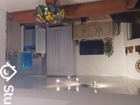 appartement 1 pièce 60 m²