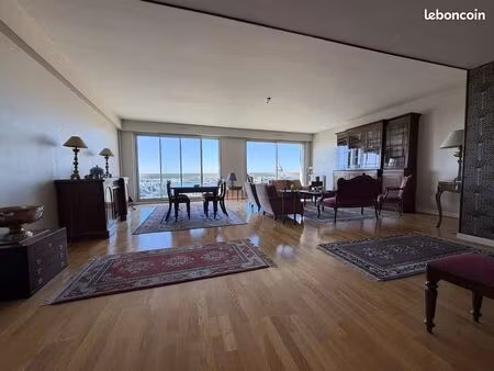 appartement 4 pièces 138 m²