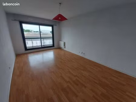 appartement 3 pièces 63 m²