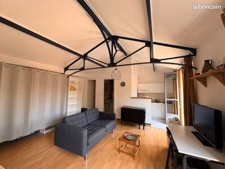 studio 1 pièce 30 m²