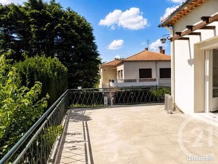 maison 6 pièces 130 m²