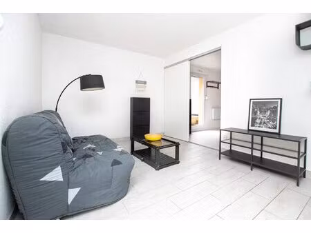 proche paul sabatier, t2 meublé avec terrasses et parking