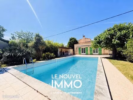 villa familiale t5- avec piscine dans résidence sécurisée – marignane