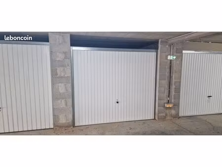 parking/box 15 m² la ciotat