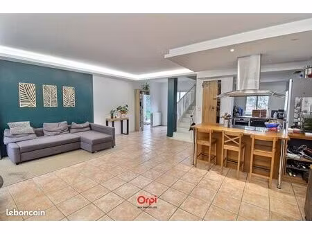 maison de ville 4 pièces 100 m²