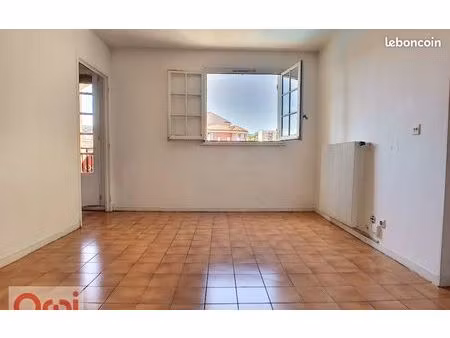 studio 26.85 m² centre vallauris