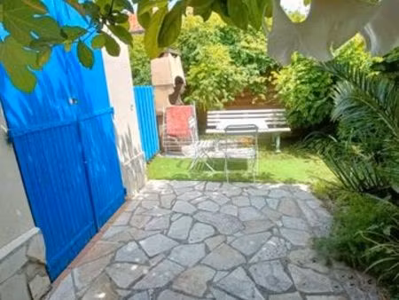 studio meublé parking jardinet privés dans villa plein centre st laurent bail étudiant uni