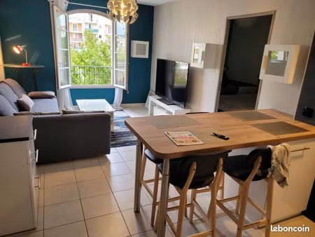 loue appartement meublé t2 lambesc 13410 - 710 (charges comprises)