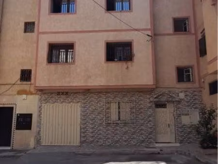 vends maison sur 4 étages quartier haï moulay habdallah à casablanca