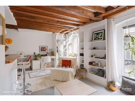 studio 1 pièce 25 m²