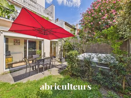 votre oasis aux chartrons : appartement avec jardin de 45 m²