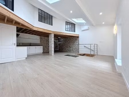 maison de ville en 2 appartements t2 et t3