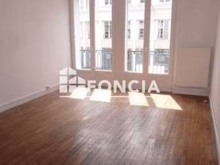 location appartement 3 pièces à brest (29200) : à louer 3 pièces / 73m² brest
