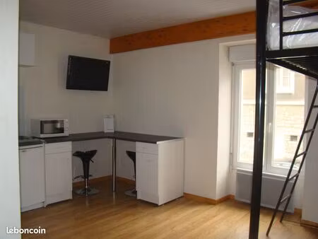 studio meublé et équipé