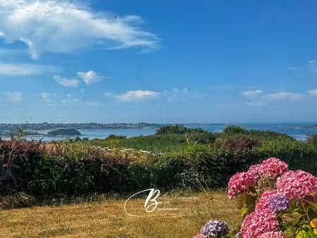a vendre maison avec jolie vue sur l'archipel de bréhat