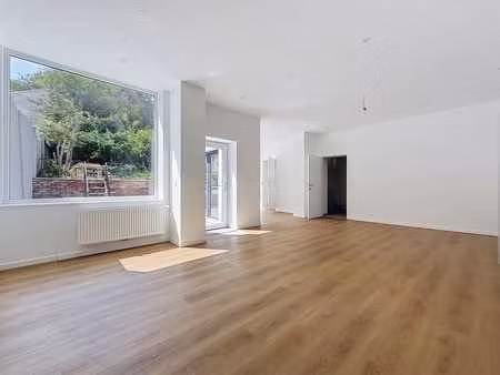 maison de maître entièrement rénovée à jumet