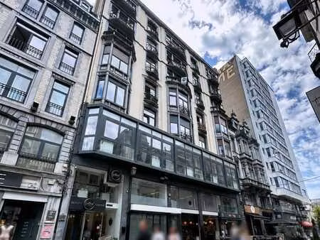 studio meublé au cœur de liège avec balcon