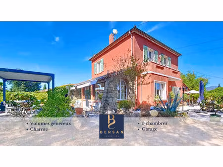 villa quartier tour de mare fréjus, proche des commerces